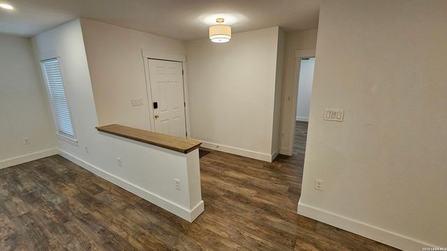 219 Edgevale, San Antonio, TX 78229