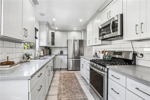 6101 Fulton Street 3, Valley Glen, CA 91401