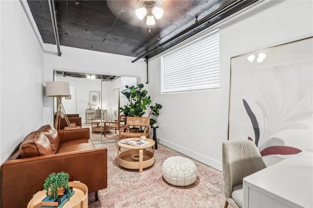 6101 Fulton Street 3, Valley Glen, CA 91401
