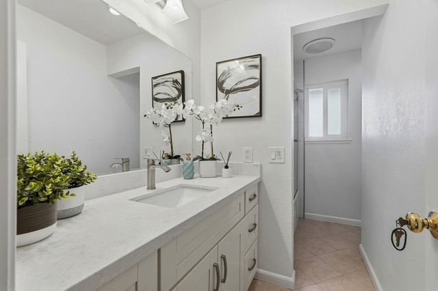 21091 Red Fir Ct, Cupertino, CA 95014