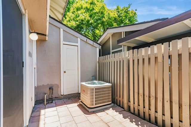 21091 Red Fir Ct, Cupertino, CA 95014