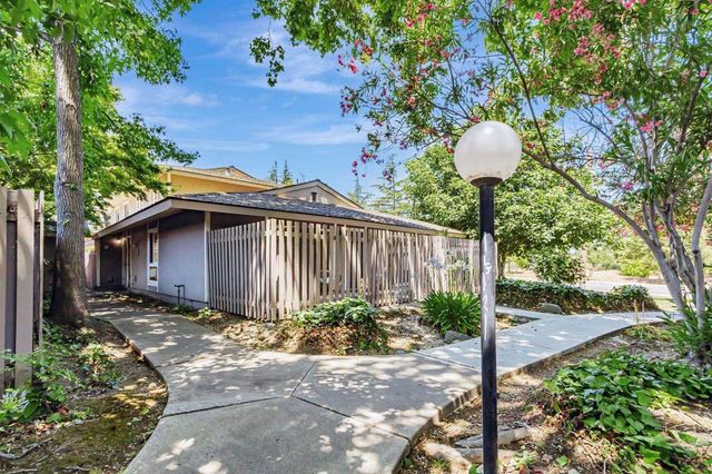 21091 Red Fir Ct, Cupertino, CA 95014