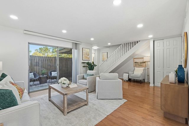 21091 Red Fir Ct, Cupertino, CA 95014