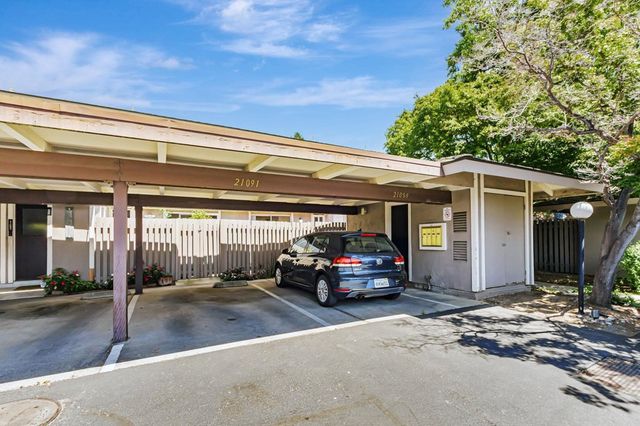 21091 Red Fir Ct, Cupertino, CA 95014