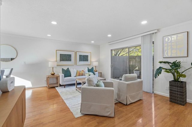 21091 Red Fir Ct, Cupertino, CA 95014