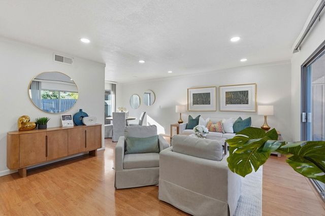 21091 Red Fir Ct, Cupertino, CA 95014