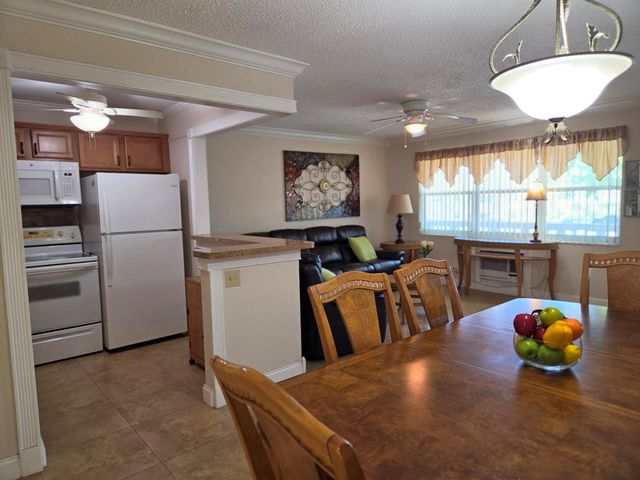 173 Kent J, West Palm Beach, FL 33417
