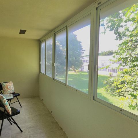 173 Kent J, West Palm Beach, FL 33417