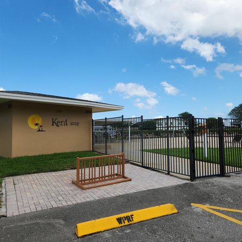 173 Kent J, West Palm Beach, FL 33417