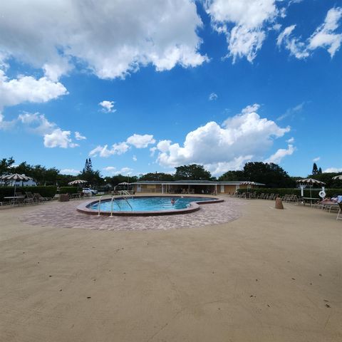 173 Kent J, West Palm Beach, FL 33417