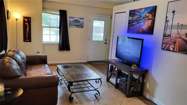 1283 CECIL AVENUE, Deland, FL 32720