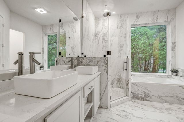 11300 Lake DR, Austin, TX 78748