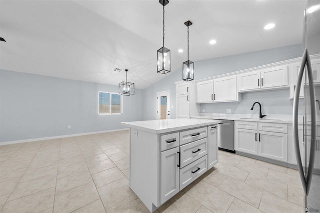 10735 E 45 ST, Yuma, AZ 85367