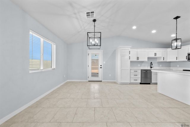 10735 E 45 ST, Yuma, AZ 85367