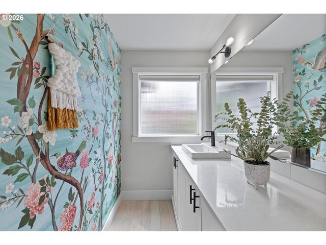 6207 Sw 21ST Ave, Portland, OR 97239