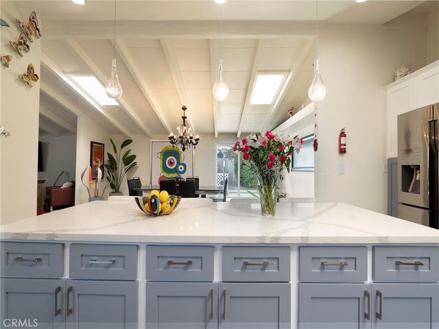 6213 Lubao, Woodland Hills, CA 91367