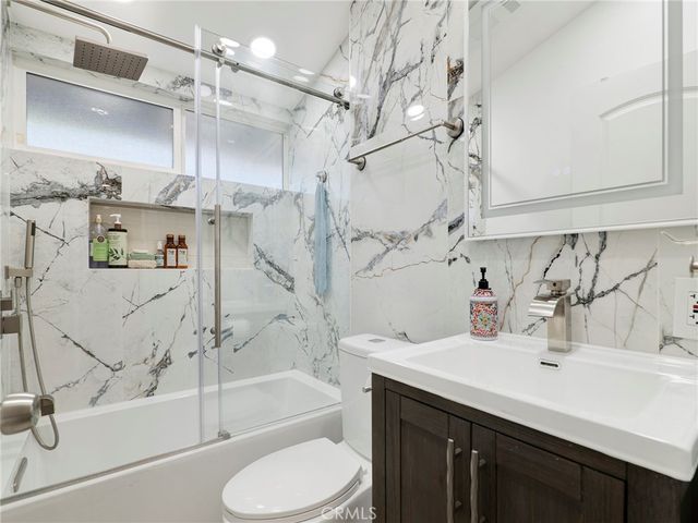6213 Lubao, Woodland Hills, CA 91367