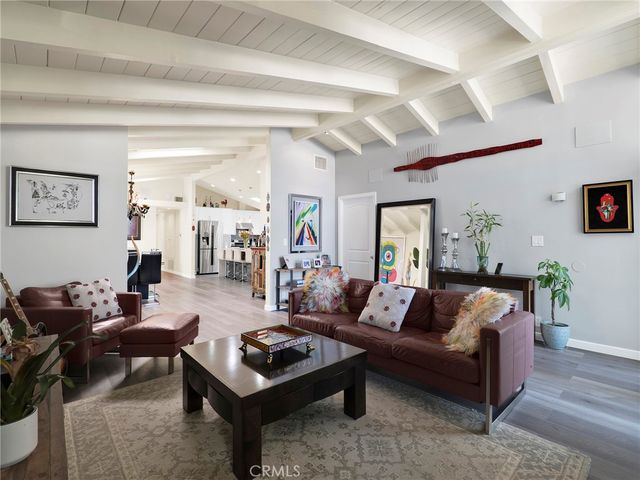 6213 Lubao, Woodland Hills, CA 91367
