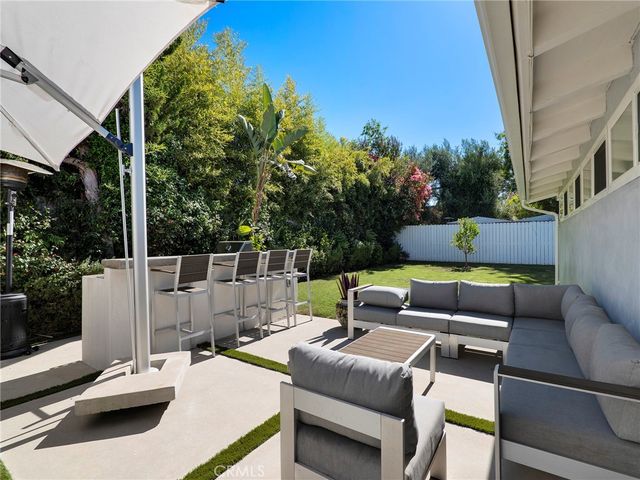 6213 Lubao, Woodland Hills, CA 91367