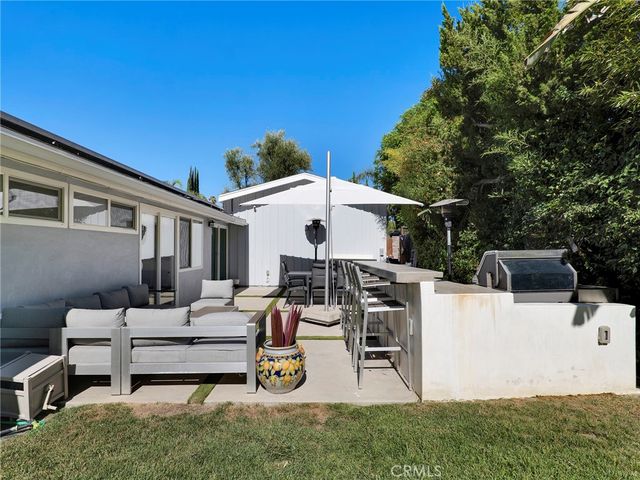 6213 Lubao, Woodland Hills, CA 91367