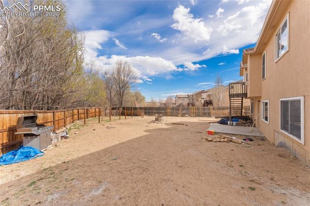 7474 Lake Avenue, Fountain, CO 80817