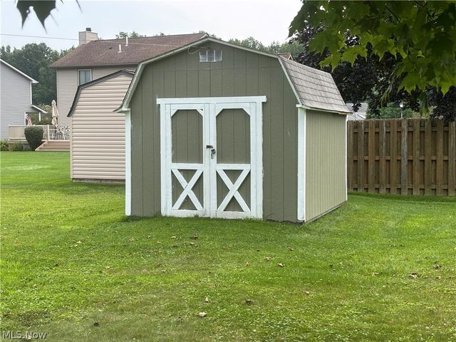 1302 Huntington Court, Boardman, OH 44512