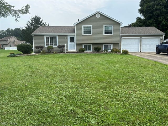 1302 Huntington Court, Boardman, OH 44512