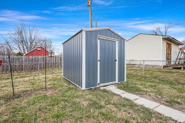 2430 S Brown Avenue, Bloomington, IN 47403