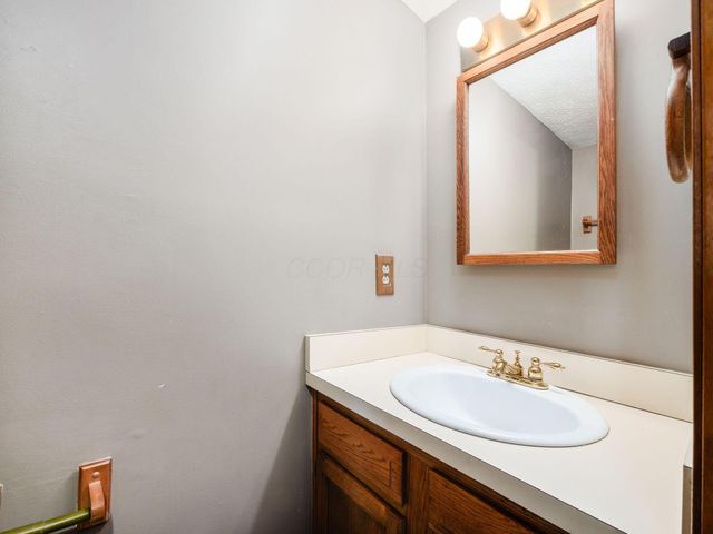 3873 Tweedsmuir Drive, Columbus, OH 43221