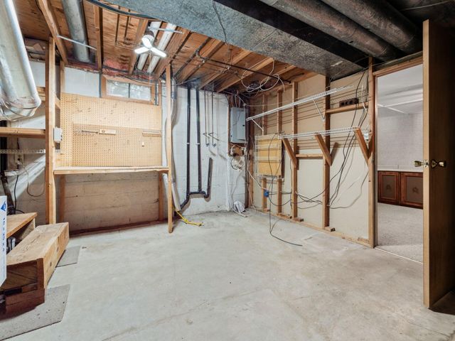 3873 Tweedsmuir Drive, Columbus, OH 43221