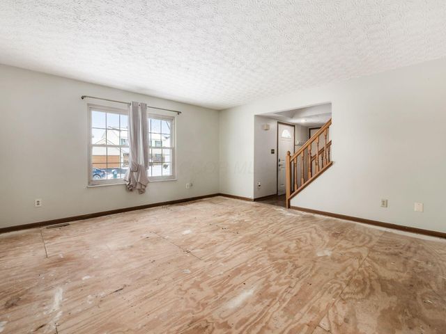 3873 Tweedsmuir Drive, Columbus, OH 43221