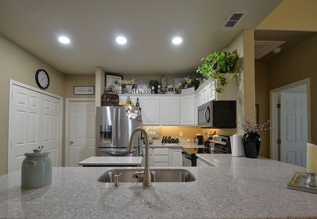 109 Coronado Dr, Kerrville, TX 78028