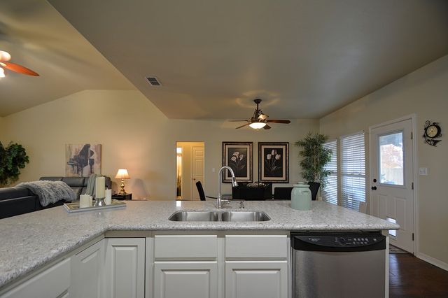 109 Coronado Dr, Kerrville, TX 78028