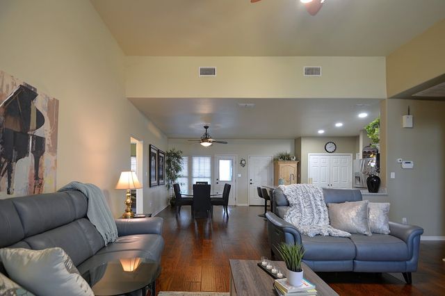 109 Coronado Dr, Kerrville, TX 78028