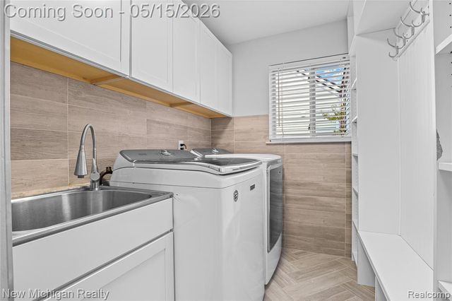 7622 Greene Farm Drive, Ypsilanti, MI 48197