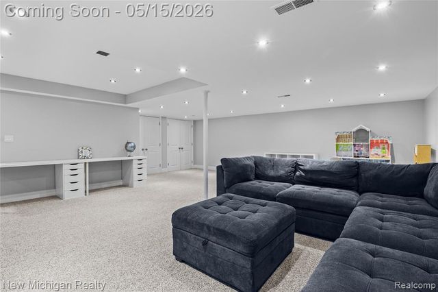 7622 Greene Farm Drive, Ypsilanti, MI 48197