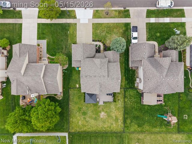 7622 Greene Farm Drive, Ypsilanti, MI 48197