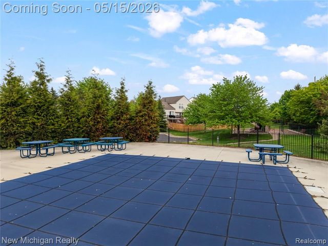 7622 Greene Farm Drive, Ypsilanti, MI 48197