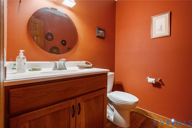 10030 Cheroy Woods Ln, Ashland, VA 23005
