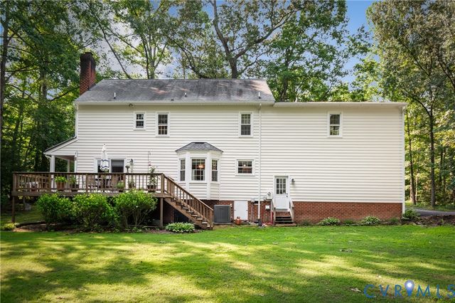 10030 Cheroy Woods Ln, Ashland, VA 23005