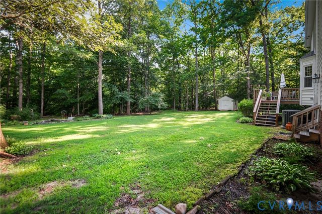 10030 Cheroy Woods Ln, Ashland, VA 23005