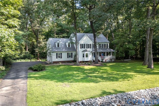 10030 Cheroy Woods Ln, Ashland, VA 23005