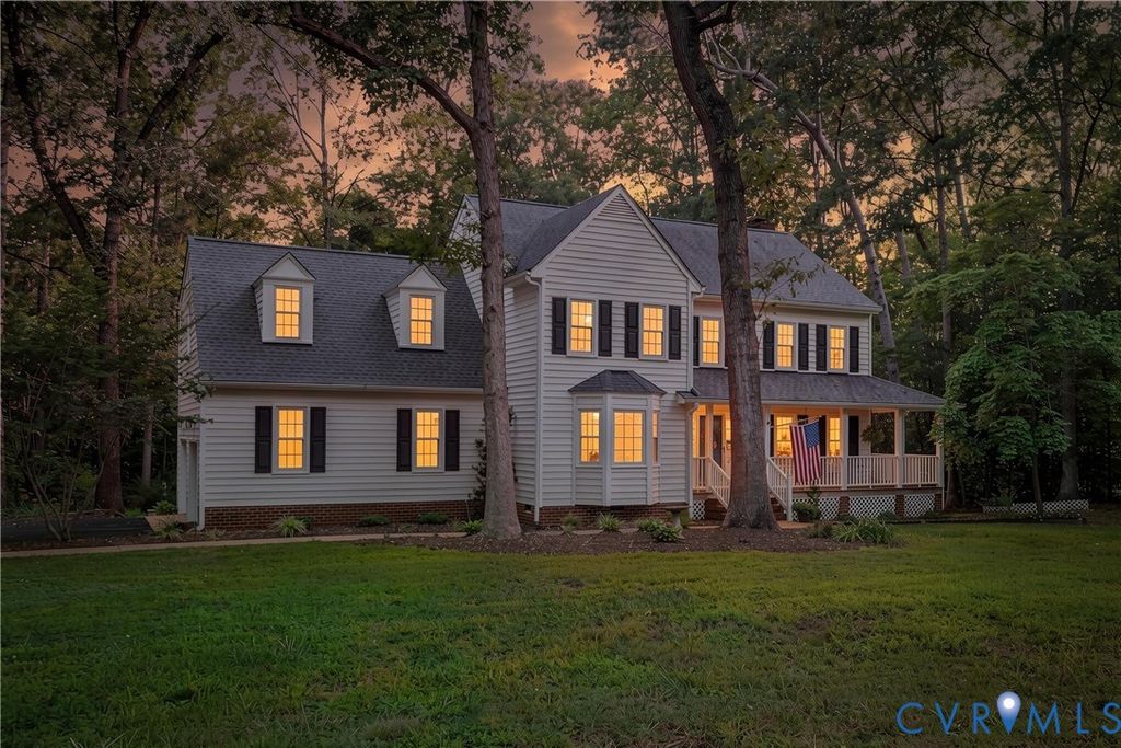 10030 Cheroy Woods Ln, Ashland, VA 23005