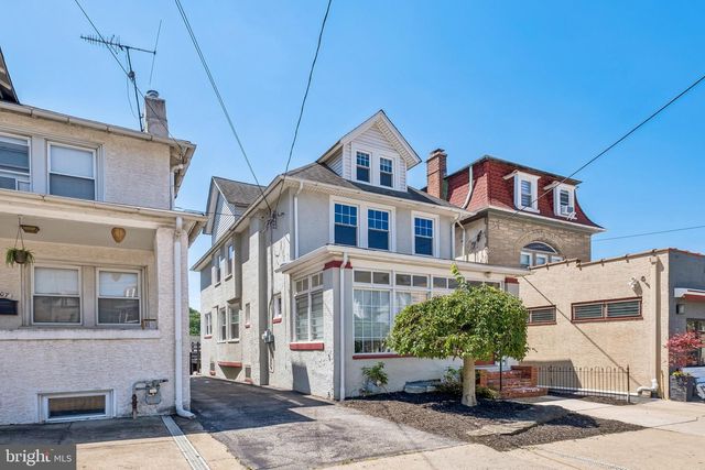 105 SPRING MILL AVE, Conshohocken, PA 19428