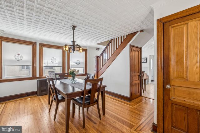 105 SPRING MILL AVE, Conshohocken, PA 19428
