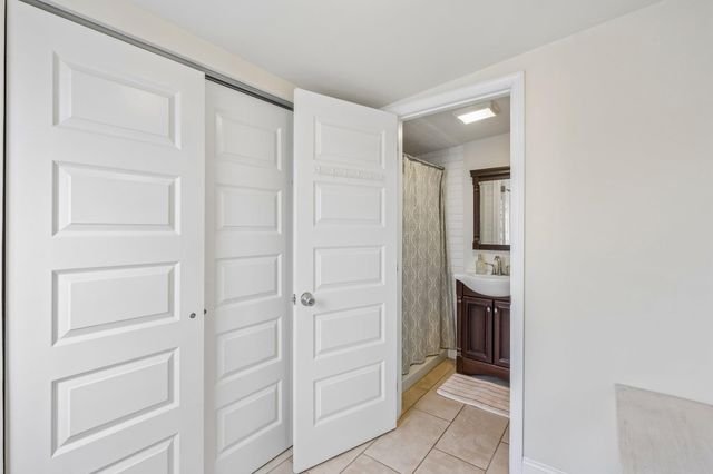 105 SPRING MILL AVE, Conshohocken, PA 19428