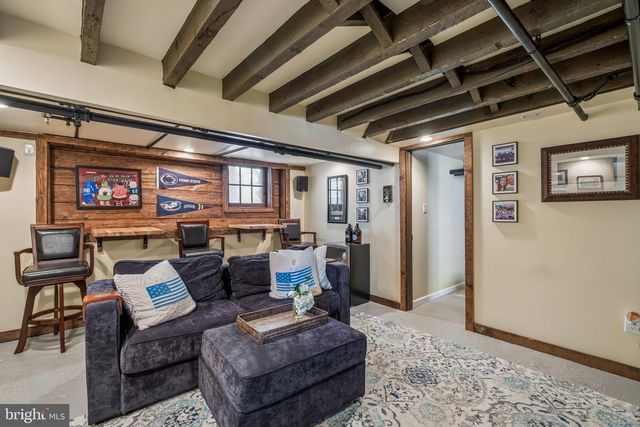 105 SPRING MILL AVE, Conshohocken, PA 19428