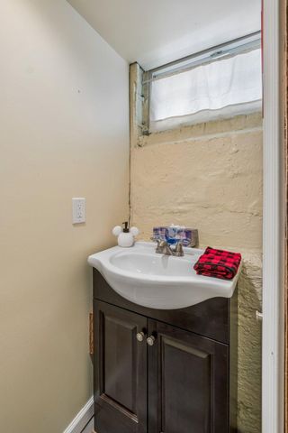 105 SPRING MILL AVE, Conshohocken, PA 19428