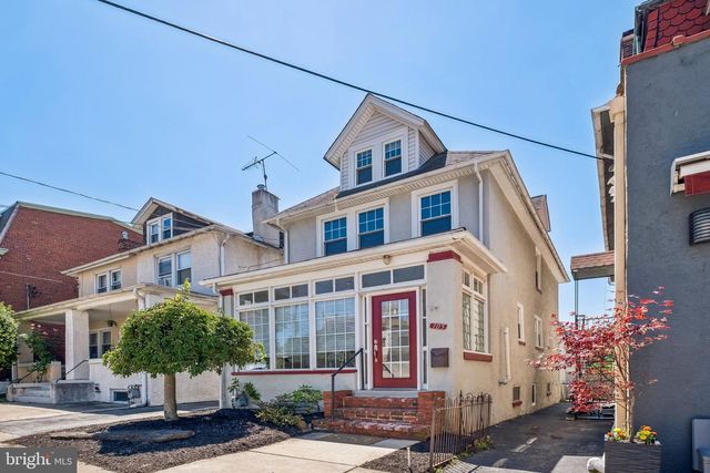 105 SPRING MILL AVE, Conshohocken, PA 19428