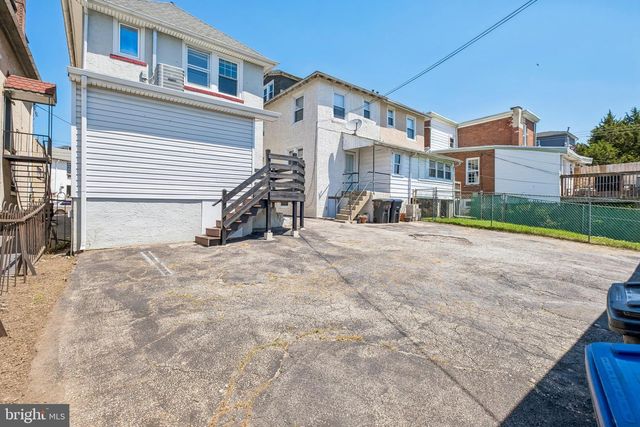105 SPRING MILL AVE, Conshohocken, PA 19428